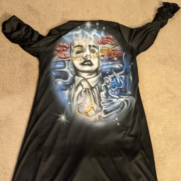 Custom airbrushed praise dance robe - Picture 3 of 4